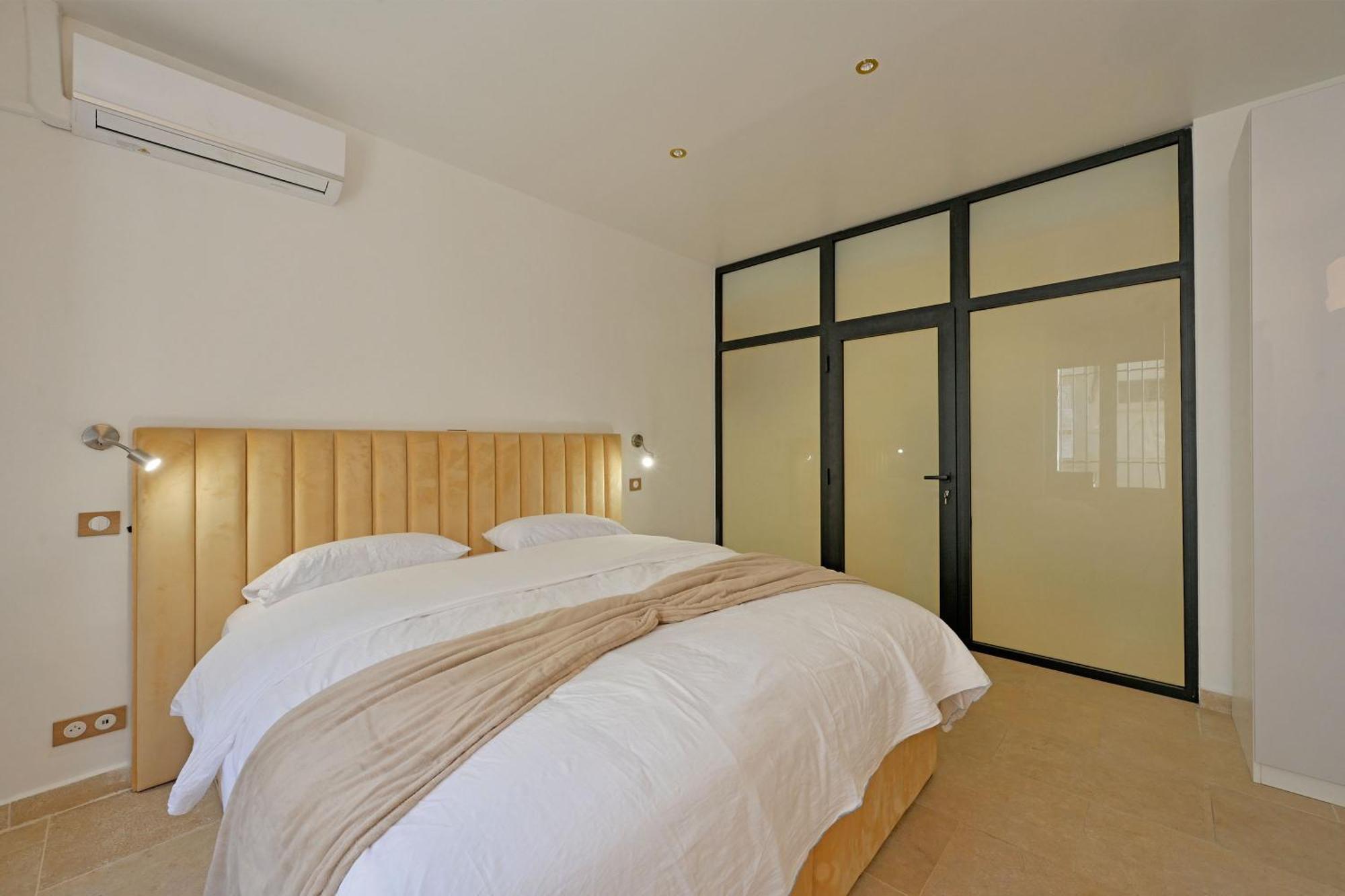 Le 185 - Charme Et Tranquillite Au Coeur D'Avignon Apartment Exterior photo